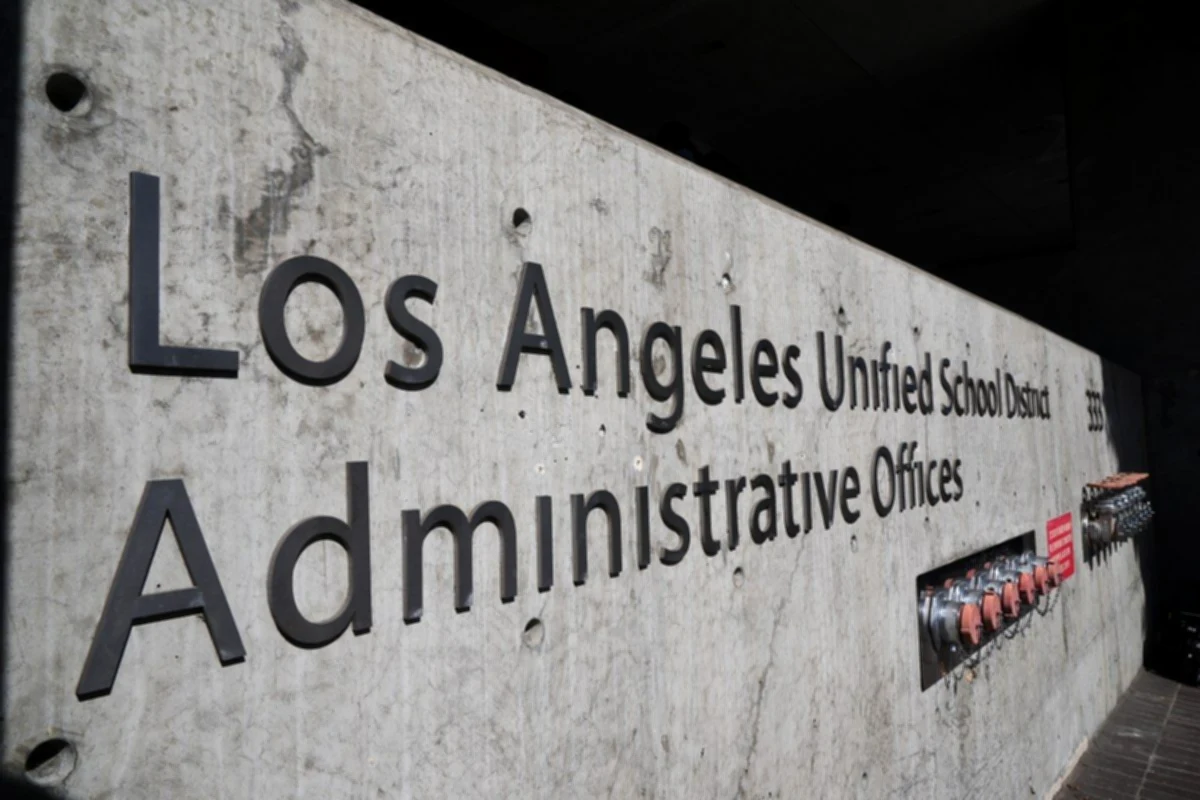 Hispanic family sues LAUSD after his death in 2024