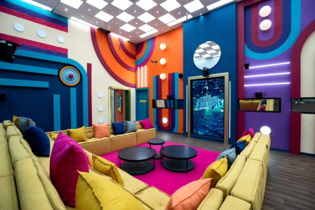 Who was saved from" The House of Famous Mexico 4"'s removal?