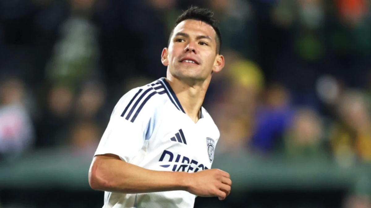 Hirving Lozano explained what happened in the approach of Mikey Varas