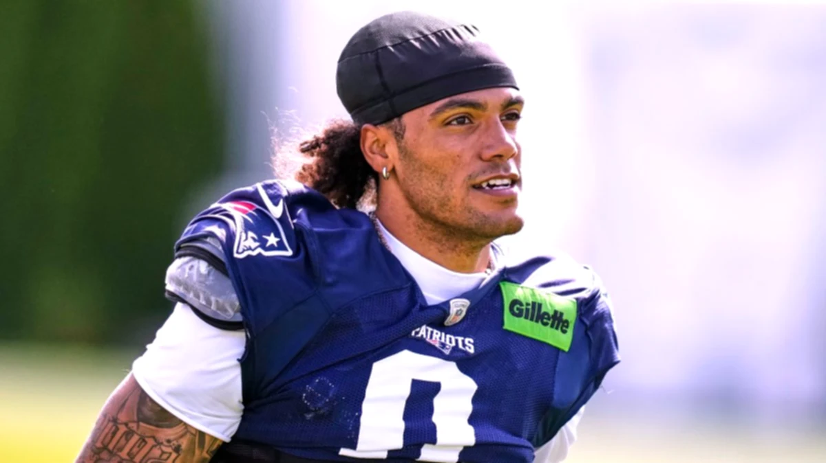 Christian González renews with New England Patriots