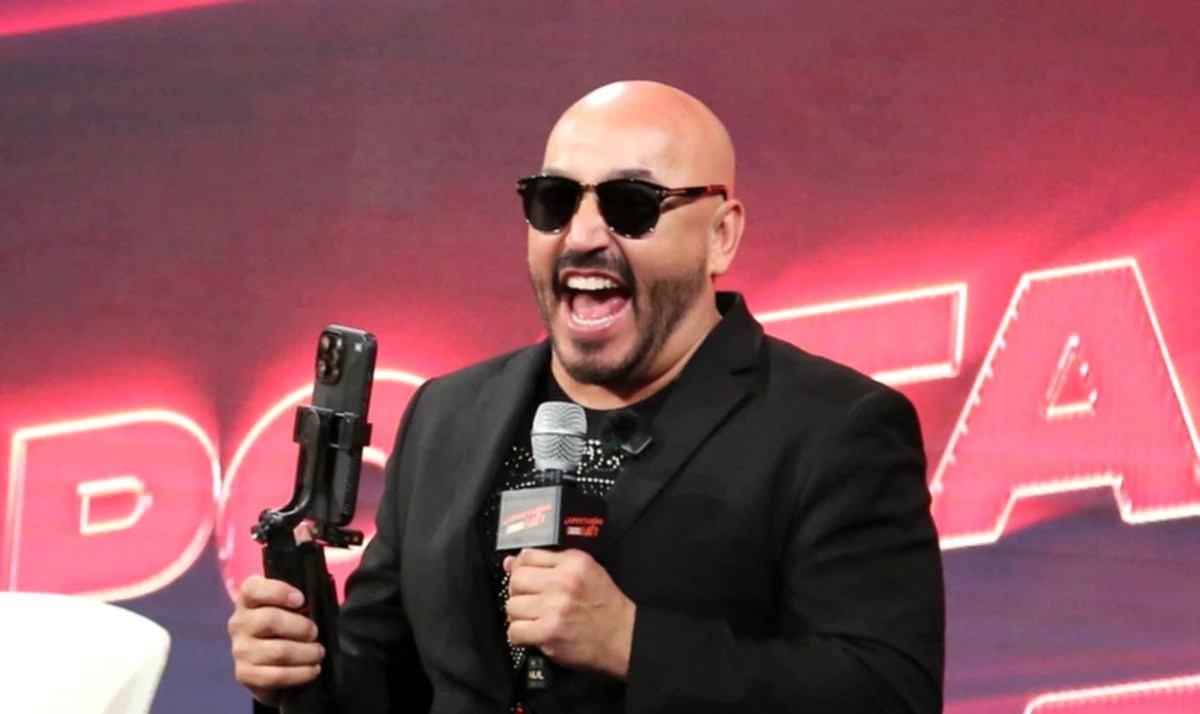 After splitting up with Taina Pimentel, Lupillo Rivera admitted to having a new passion months later.
