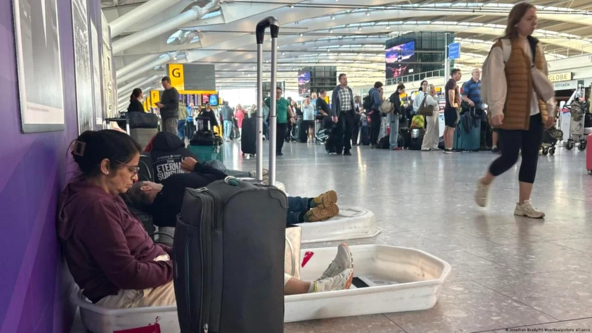 More than 1,500 planes in the UK were canceled as a result of an air control system malfunction.
