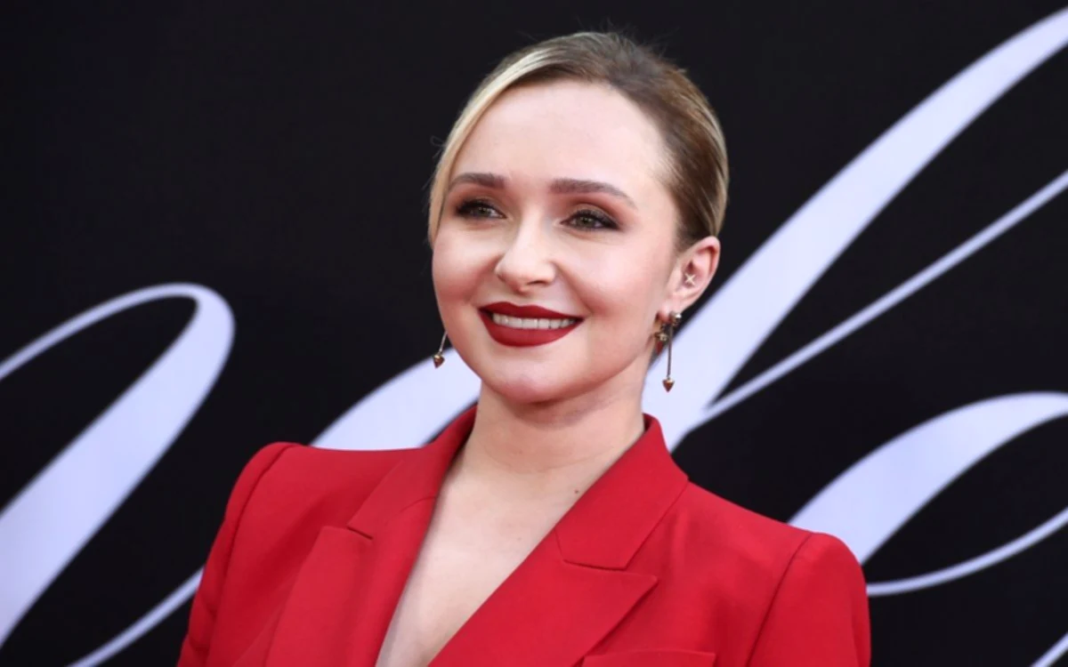 How was the tribute to Hayden Panettiere in Malibu?