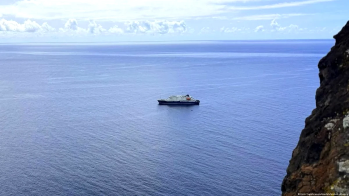 The OceanEye Alliance is launched by the European Union and Canada.
