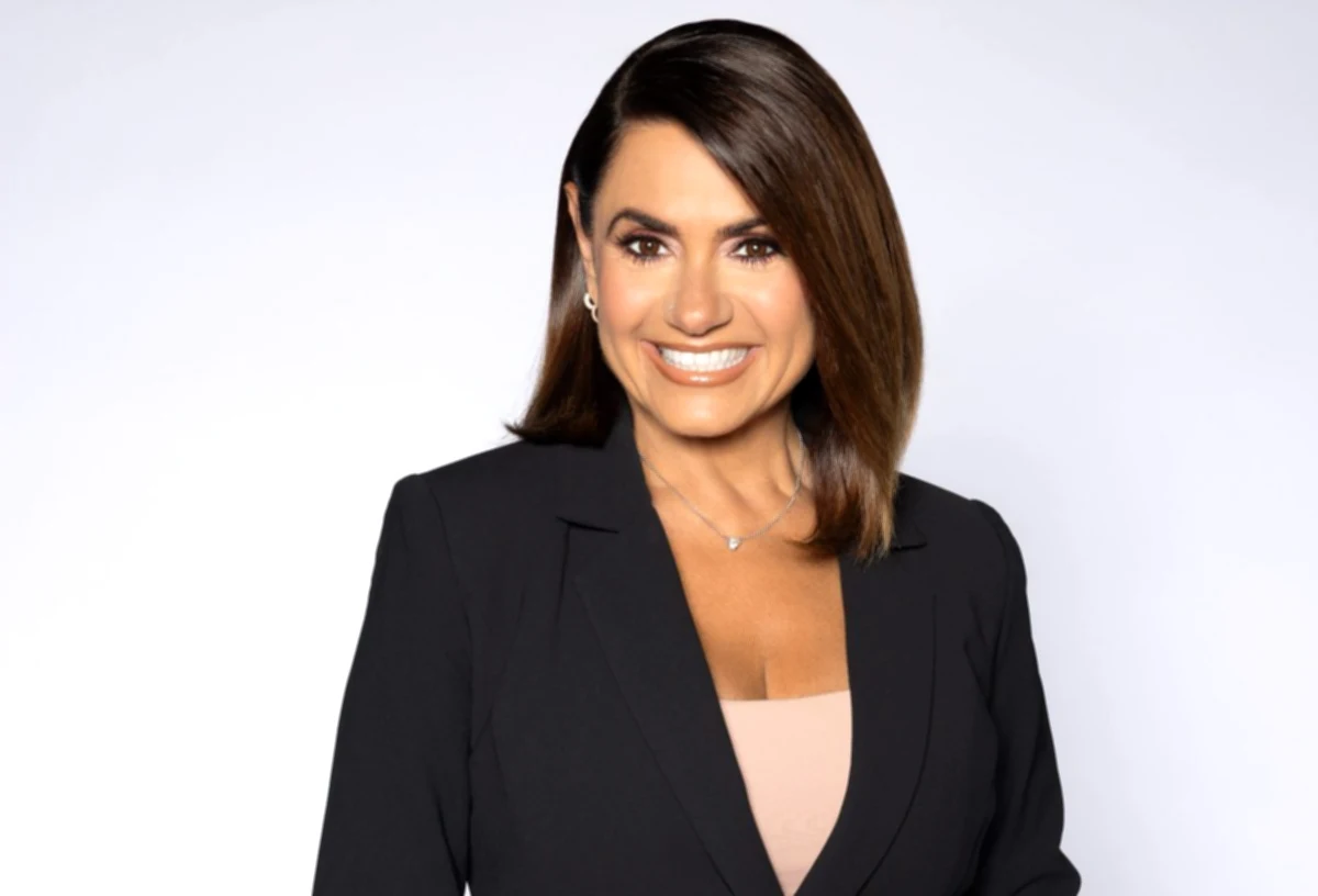 The Lady with a Beautiful Smile is Penelope Menchaca.