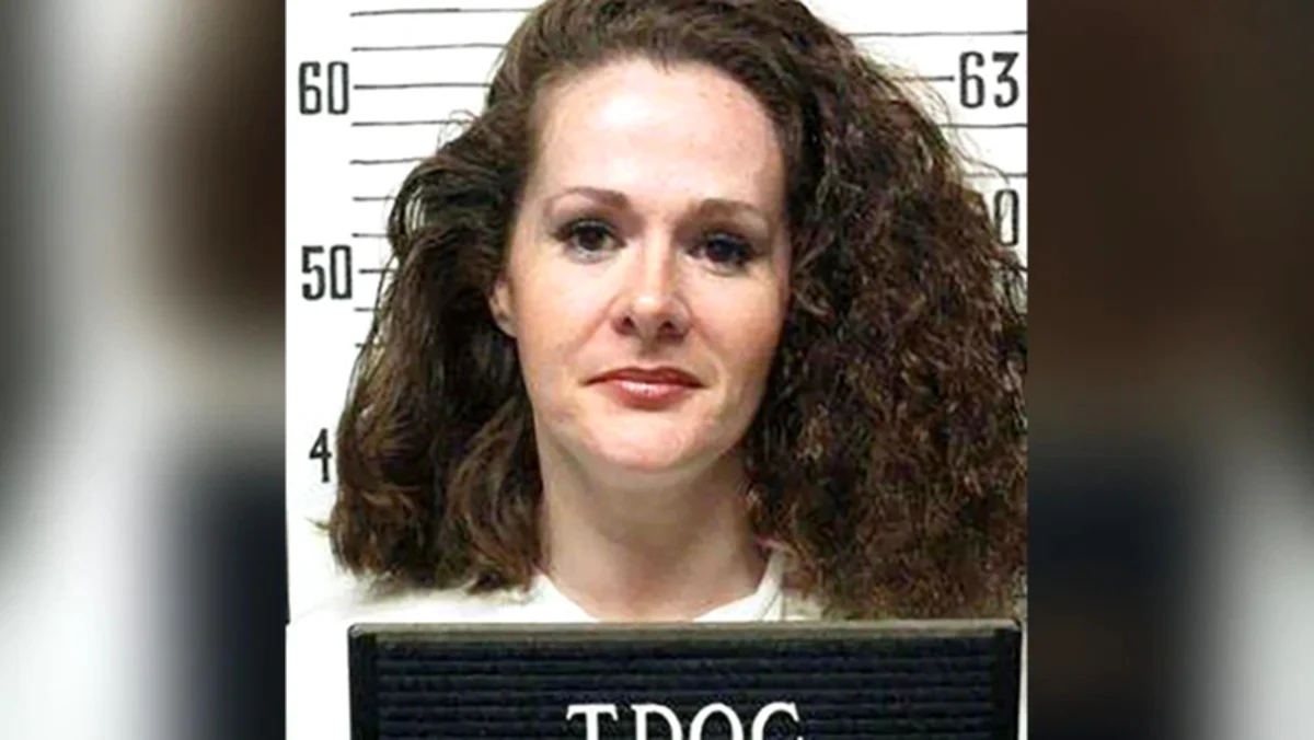 One minute before the lethal injection, the jury suspends Christa Pike's Tennessee murder.