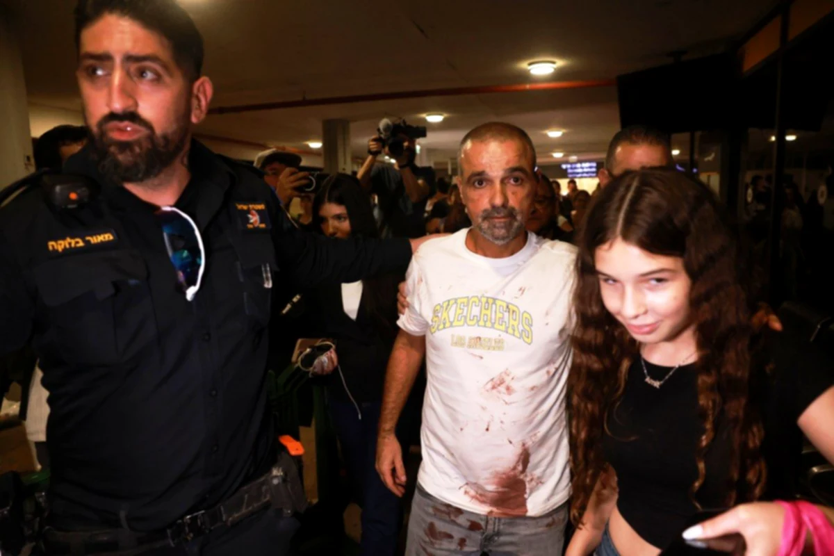 Copilot accused of attacking the captain and trying to fall the flight from Dubai.