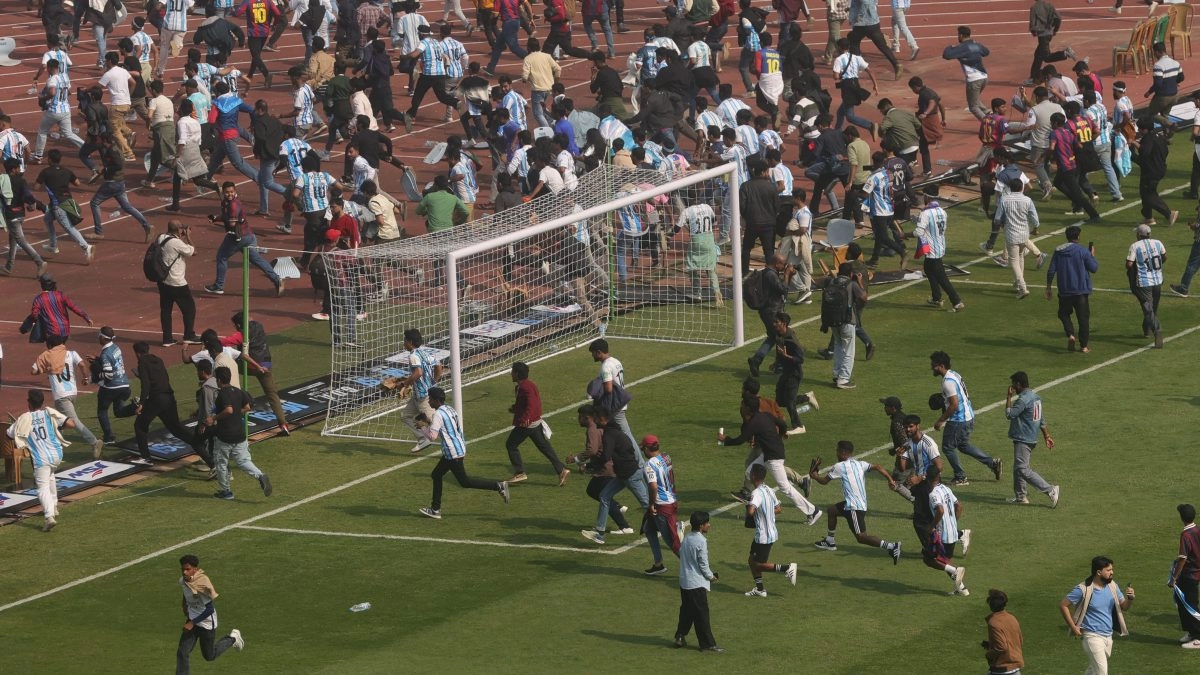 Messi039s visit to India ends in riots and angry fans