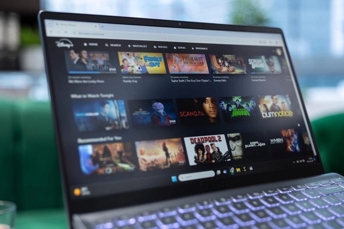 Disney allies with OpenAI and targets Google for illegal use of its characters with AI