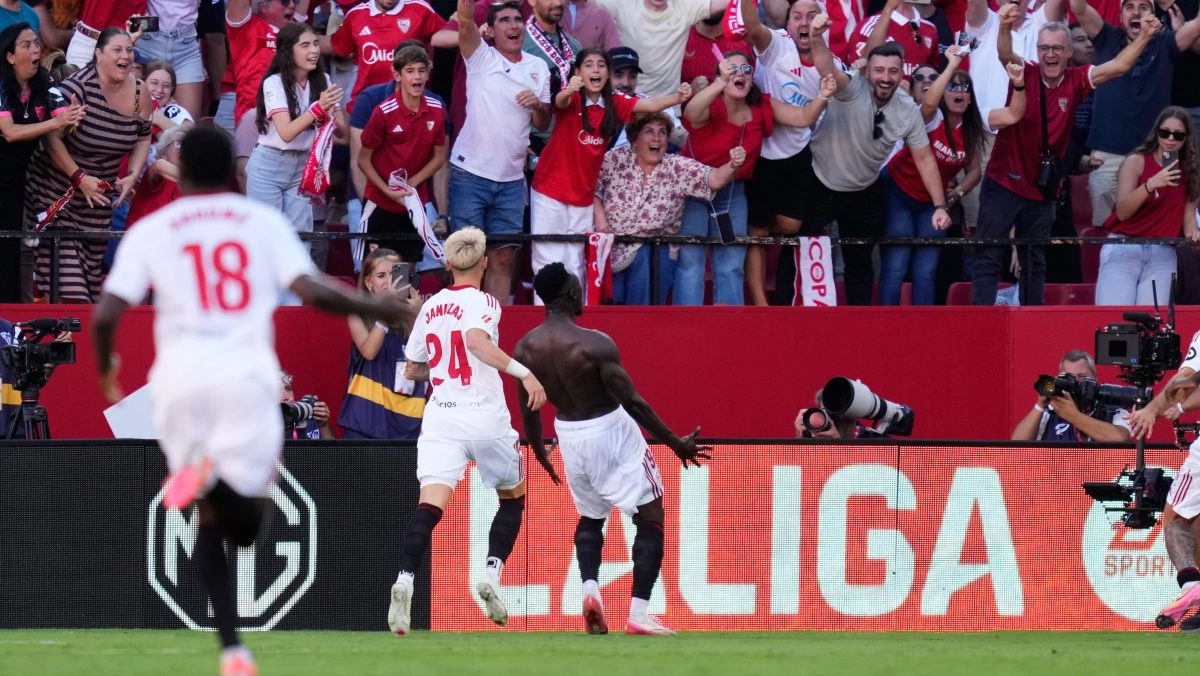 Sevilla led by Matias Almeyda thrashed Real Oviedo of Grupo Pachuca who sacked their manager once more