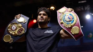 New cruiseweight champion chooses his favorite for Zurdo Ramirez vs. Benavidez