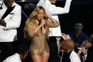 Mariah makes history! 'All I Want For Christmas Is You' is Billboard's Longest-Rising #1