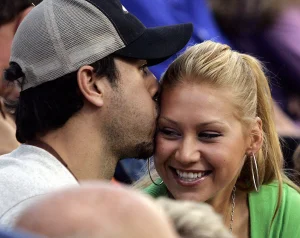 Enrique Iglesias and Anna Kournikova shared the first photo of their fourth child with their siblings