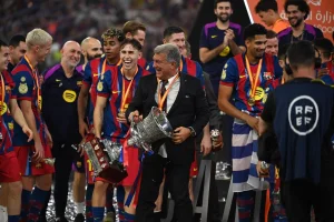 Barcelona criticizes Mbappe's alleged decision not to give the champion a guard of honor