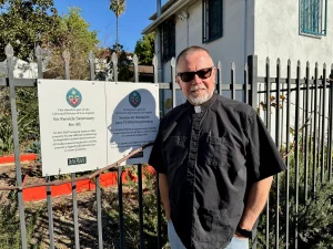 Pastor defends indigenous ICE workers in Hollywood