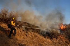 Four wildfires in Southern California close to being contained