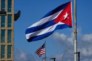 Meeting between US military chief and senior officers of the Cuban army raises tension on the island