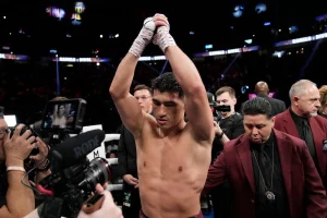 Dmitry Bivol has a clear outlook in which David Benav�dez stands out