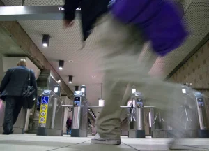 Metro Los Angeles offers free rides to vote in primary elections