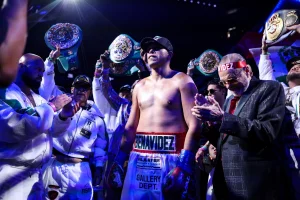 David Benav�dez's corner considers Beterbiev a rival to fear