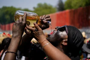 Four dead and almost 40 intoxicated by adulterated tequila at a quincea�era party in Mexico