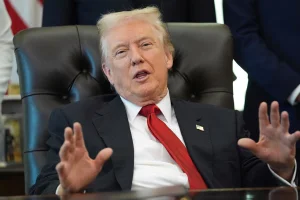 Trump will offer a dinner to some Wall Street tycoons to pressure them to invest in the country