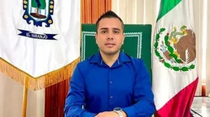 Mexican mayor in the midst of controversy for organizing a Father's Day celebration with �cool girls�