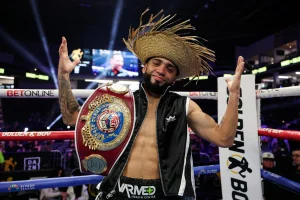 Oscar Collazo showed off his Puerto Rican power to knock out Neider Valdez
