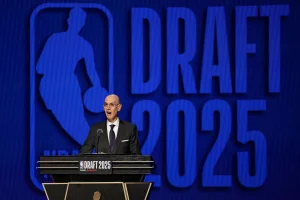 The 2026 NBA Draft arrives with Mexican Karim Lpez among those eligible