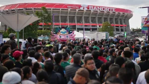 FIFA approves hosting the 2026 World Cup in Mexico despite fears of insecurity