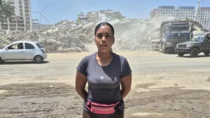 The young Venezuelan who refuses to leave the rubble where the bodies of her relatives are found