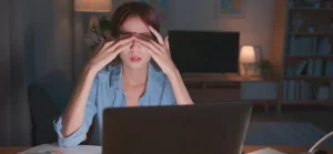 How staying up late can affect adults in different ways