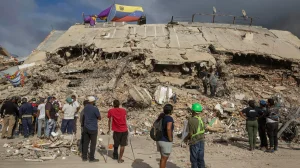 The death toll from the double earthquake in Venezuela increases to more than 5,300