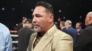 scar de la Hoya defends Opetaia and attacks Dana White again
