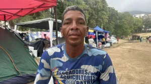 Venezuelans still searching for relatives in the rubble a month after the earthquakes