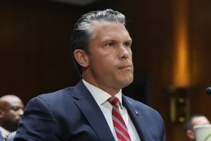 Republican senators warn that trust in Pete Hegseth is eroding due to the war with Iran