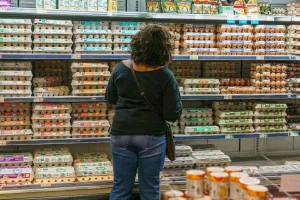 US consumer confidence index fell in July after renewed conflict with Iran