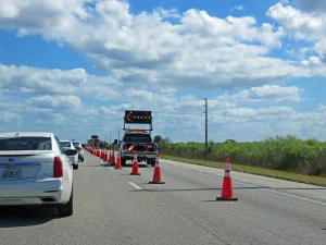 Authorities arrest four people after a street takeover that paralyzed I-75 in Florida