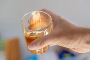 Assisted living facility investigated in Minnesota for providing 18 shots of liquor to a patient in less than 24 hours