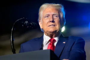 Trump promotes �no tax on tips� in Las Vegas: who can deduct up to $25,000