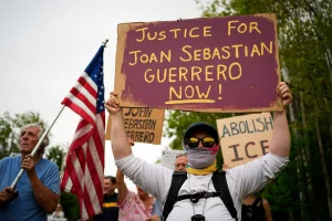 Colombian asylum seekers hoped De la Espriella would be a bridge to Trump