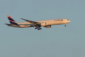 LATAM Airlines will support travelers whose destinations are Colombian cities affected by the earthquake