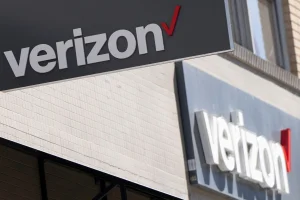 Verizon announces $25,000 reward for those responsible for vandalism in Los Angeles
